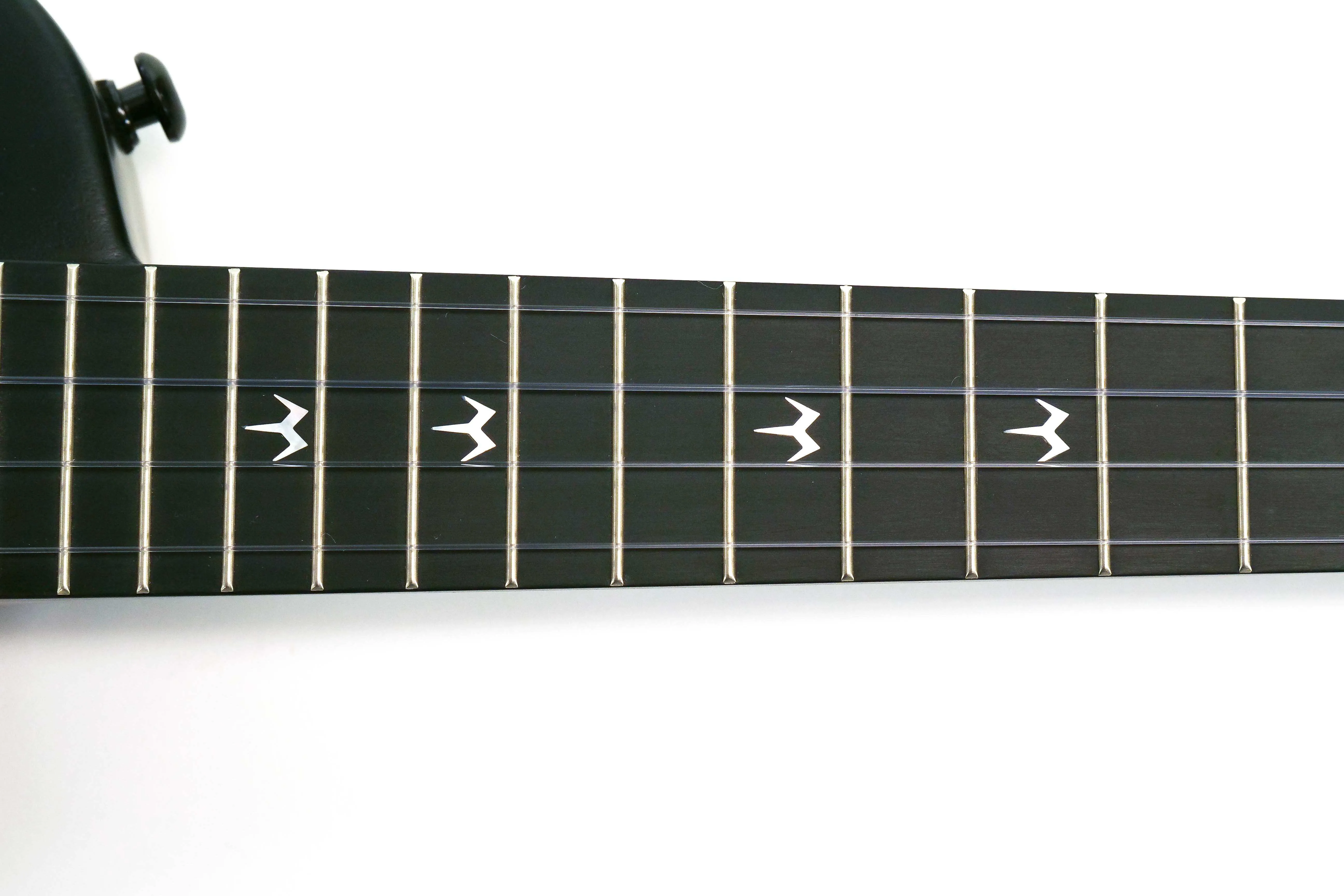 Enya EUT-MOON-BK-EQ Taimane Signature Acousticplus Tenor Ukulele - Black - Image 8