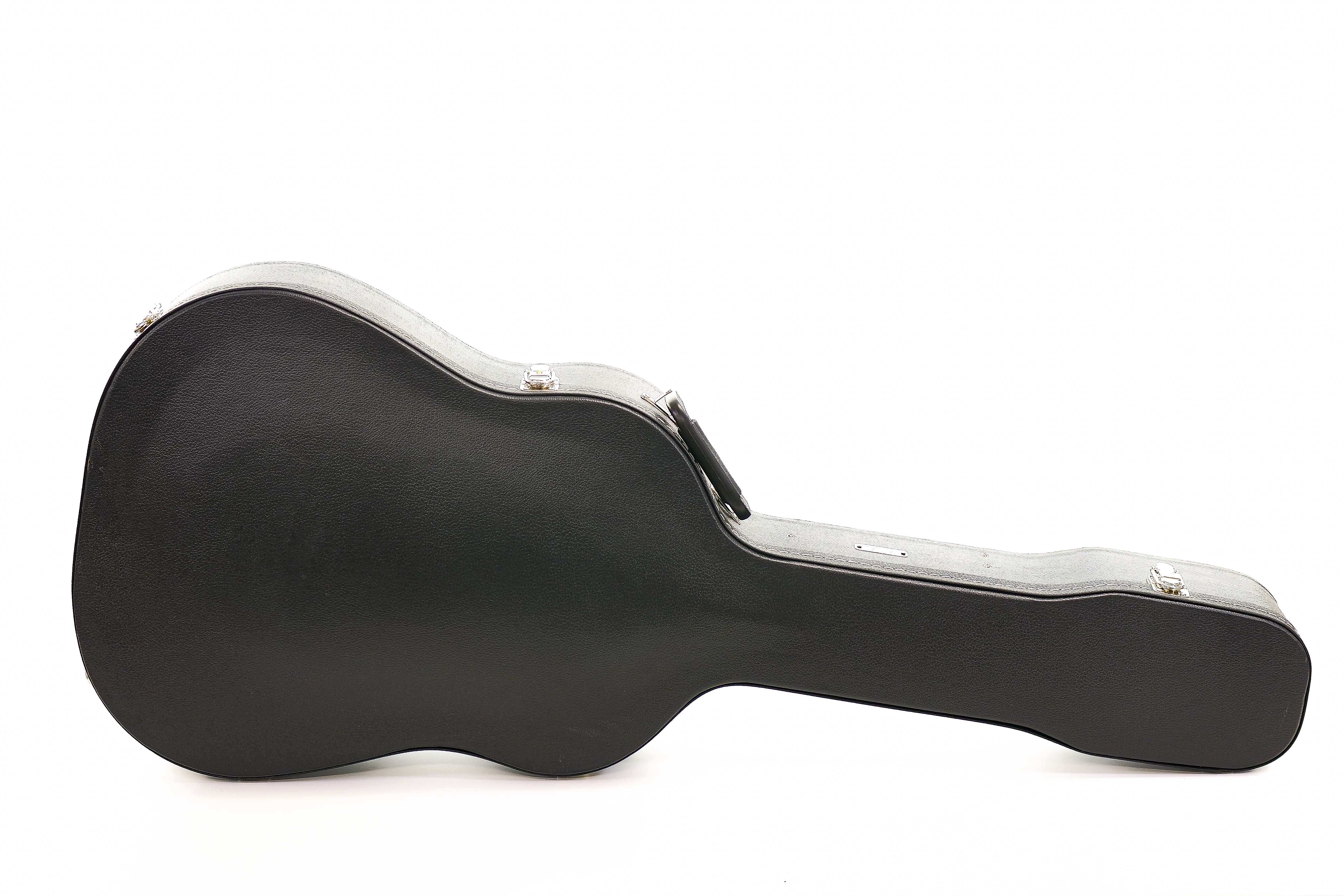 Fender Flat-Top Dreadnought Acoustic Guitar Hardshell Case